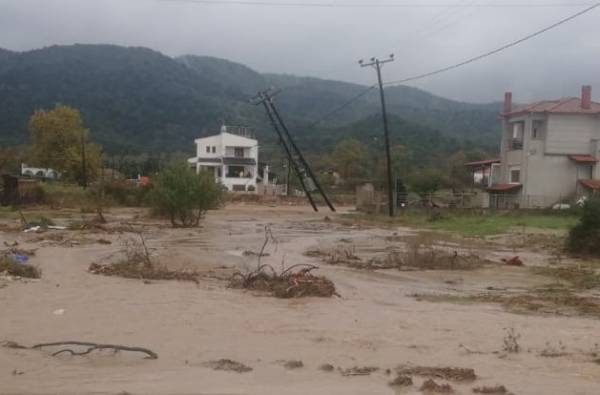 Στο «πόδι» η κυβέρνηση για την καταστροφή στην Ολυμπιάδα Χαλκιδικής