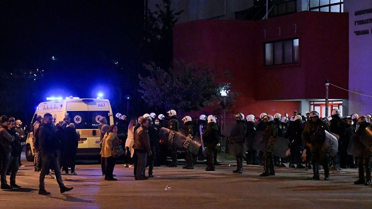 Επεισόδια στου Ρέντη: Ίχνη πυρίτιδας σε 10 ακόμη χούλιγκαν