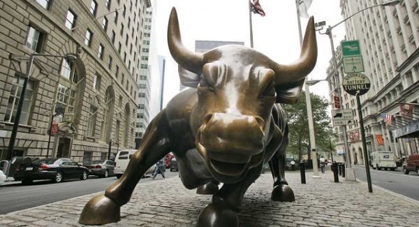 Wall Street: Περιμένοντας την επόμενη μεγάλη κίνηση
