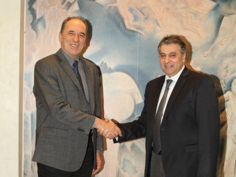 "Κόκκινα δάνεια» και ρευστότητα στο επίκεντρο της συνάντησης Σταθάκη- Κορκίδη