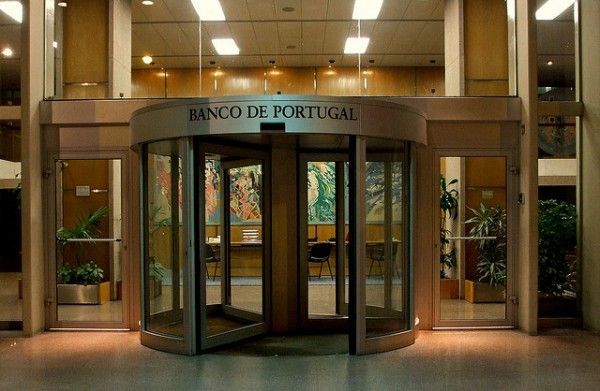 «Πόλεμος» για την εξαγορά πορτογαλικών τραπεζών