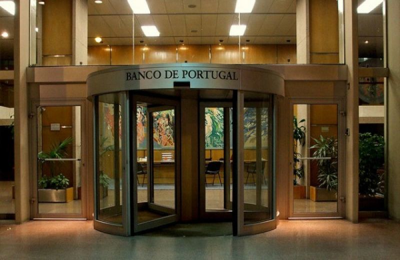 «Πόλεμος» για την εξαγορά πορτογαλικών τραπεζών