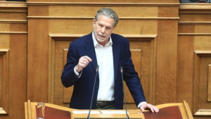 Γερουλάνος: Η κυβέρνηση έχει απομονωθεί από την πραγματικότητα