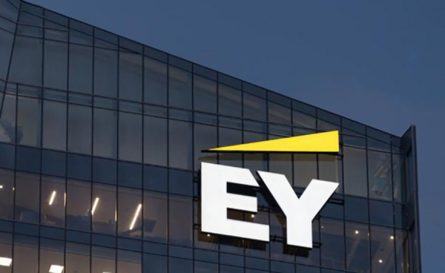Έρευνα EY-Parthenon: Οι CEOs επιμένουν στο AI για ανάπτυξη εν μέσω αβεβαιότητας