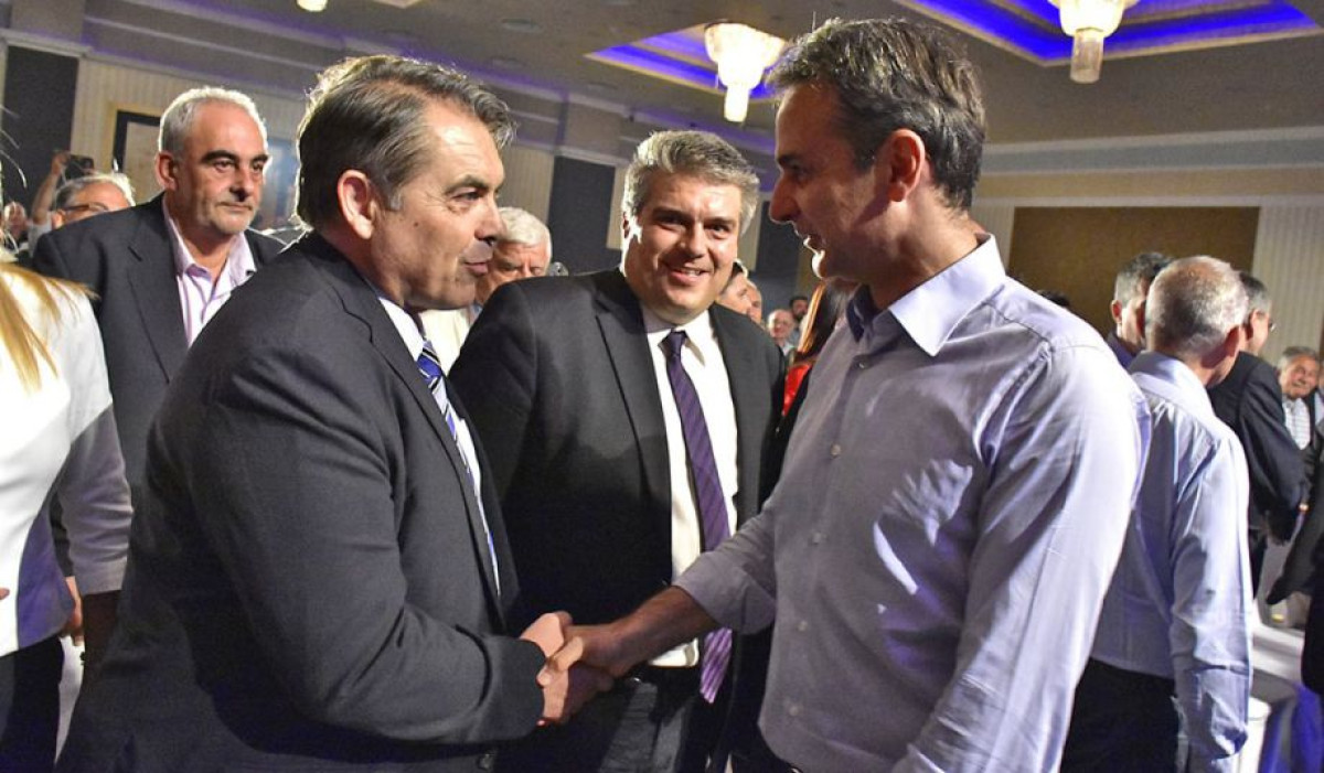 Επιστρέφουν στη ΝΔ Δούκας και Καμπόσος- ΣΥΡΙΖΑ: Απλά ντροπή