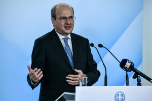 Τι συμφώνησαν Χατζηδάκης- Τραπεζίτες για επιτόκια, φοροδιαφυγή και Ηρακλή