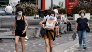 Κύπρος: Επανέρχεται η υποχρεωτική χρήση μάσκας σε εσωτερικούς χώρους