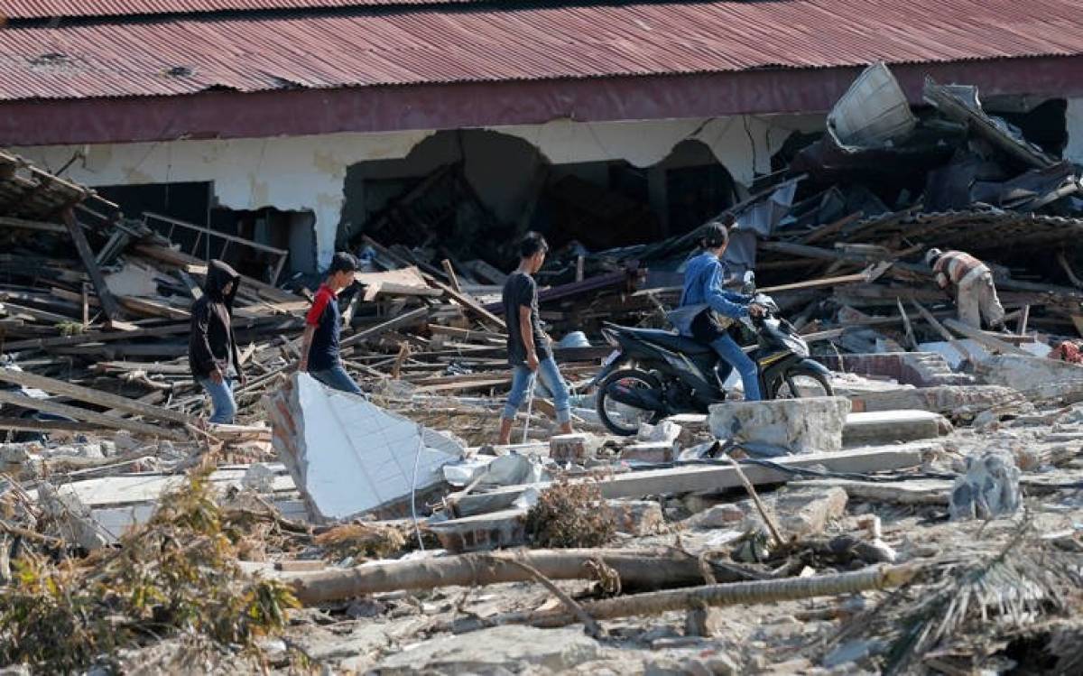 Ινδονησία: Στους 844 οι νεκροί από τον φονικό σεισμό