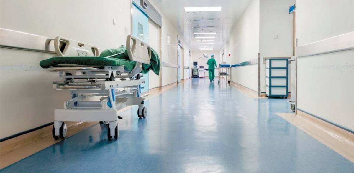 Διεθνής Αμνηστία: Μακροχρόνια ύφεση και μέτρα λιτότητας αποδυνάμωσαν το ΕΣΥ