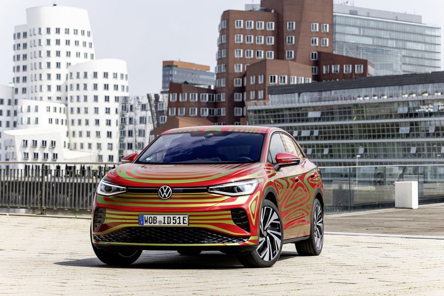 Η Volkswagen θα παρουσιάσει καμουφλαρισμένο το ID.5 GTX στο Μόναχο