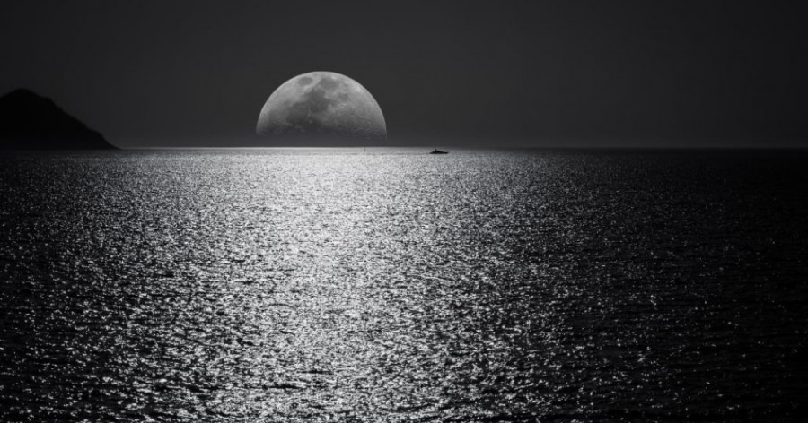 «Το Αυγουστιάτικο Φεγγάρι»: To Ίδρυμα Ευγενίδου μοιράζεται ένα κείμενο του διευθυντή του Πλανηταρίου και αστροφυσικού Διονύση Σιμόπουλου