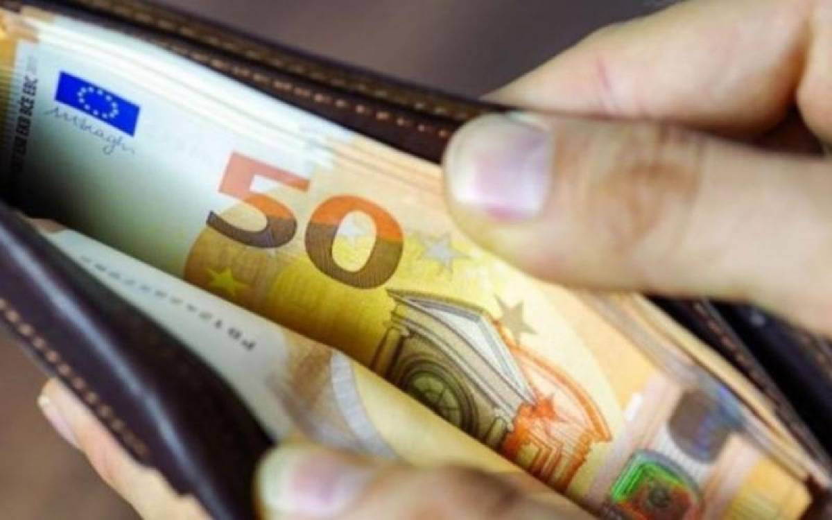 Ώρα αποφάσεων για τον κατώτατο μισθό- Πάγωμα ή αύξηση;