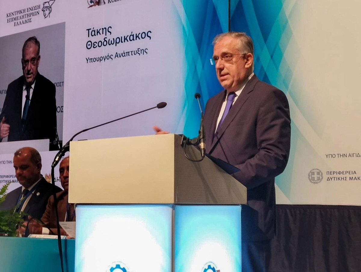 Θεοδωρικάκος: Στήριξη στις μικρομεσαίες επιχειρήσεις και μείωση γραφειοκρατίας