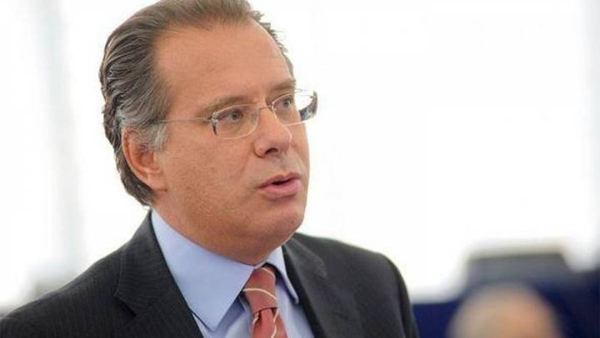 Πρόταση Κουμουτσάκου στη UNICEF για διοργάνωση διάσκεψης δωρητών
