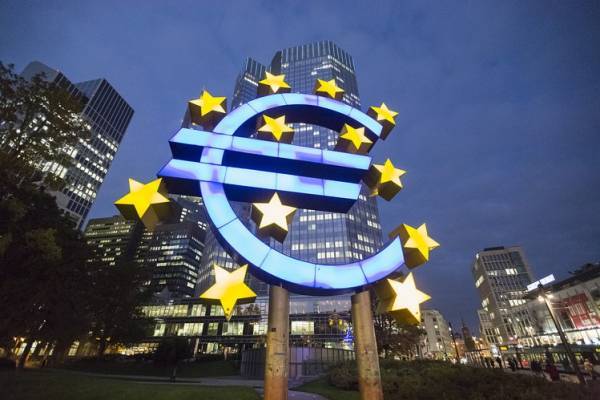 Γερμανία: Αντισυνταγματικό, εν μέρει, το QE της ΕΚΤ