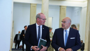 Επίσκεψη Ιρλανδού ΥΠΕΞ στην Ελλάδα ύστερα από 17 χρόνια