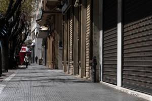 Ετήσια πτώση 17,8% στον τζίρο του λιανεμπορίου το δεύτερο τρίμηνο