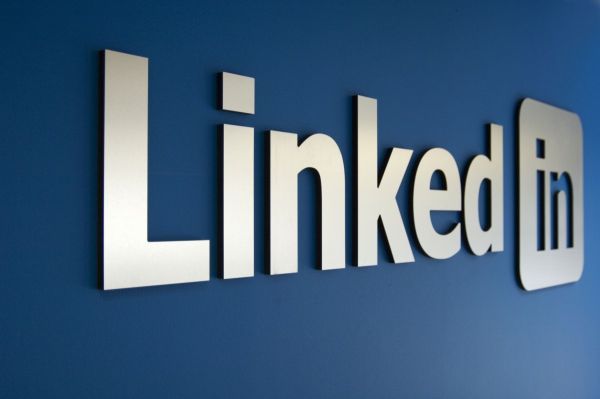 Διακόπτει τη συνεργασία του με τη Ρωσία το LinkedΙn