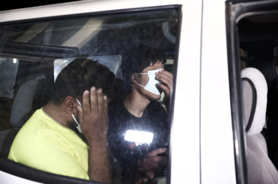 Ναυάγιο: Βαρύτατες κατηγορίες για τους 9 διακινητές- Απολογούνται τη Δευτέρα