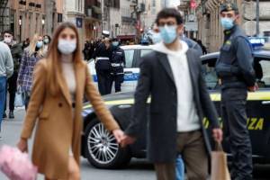 Ιταλία: 5 ημέρες υποχρεωτική καραντίνα για Ευρωπαίους τουρίστες