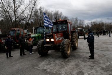 Αγρότες: Σήμερα η κρίσιμη ημέρα-Επιστροφή στα μπλόκα