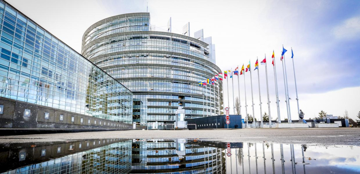 Ευρωκοινοβούλιο: 1.546.166 οι τοξικές παρενέργειες των εμβολίων για τον COVID!