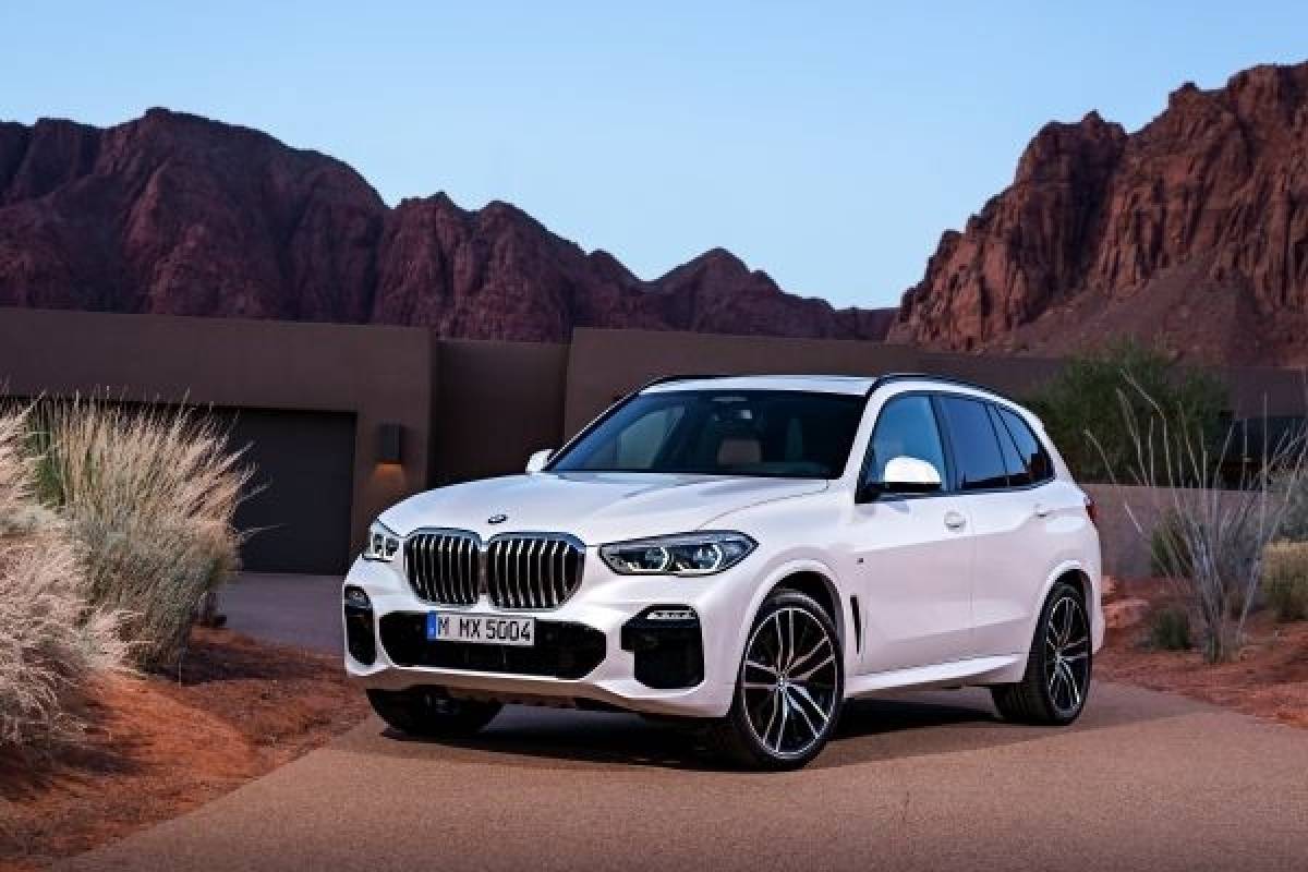 BMW X5 και η BMW X6 με μια νέα, αποδοτική, ήπια υβριδική τεχνολογία