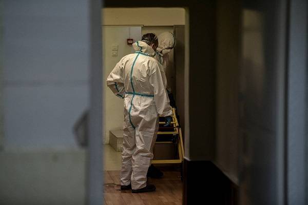 «Συναγερμός» σε γηροκομείο της Θεσσαλονίκης- Τουλάχιστον 30 κρούσματα κορονοϊού