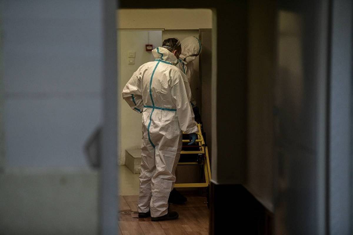 «Συναγερμός» σε γηροκομείο της Θεσσαλονίκης- Τουλάχιστον 30 κρούσματα κορονοϊού