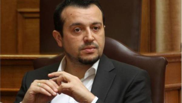 Τώρα ο Παππάς θέλει να «ρυθμίσει» και το περιεχόμενο των καναλιών