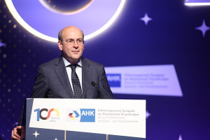 Ο Χατζηδάκης «βλέπει» αύξηση 15% στις επενδύσεις το 2024