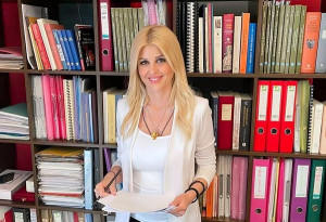 Σχολές Ξεναγών: Ξεκινούν οι αιτήσεις- Ράπτη: «Ευκαιρίες για σταδιοδρομία»