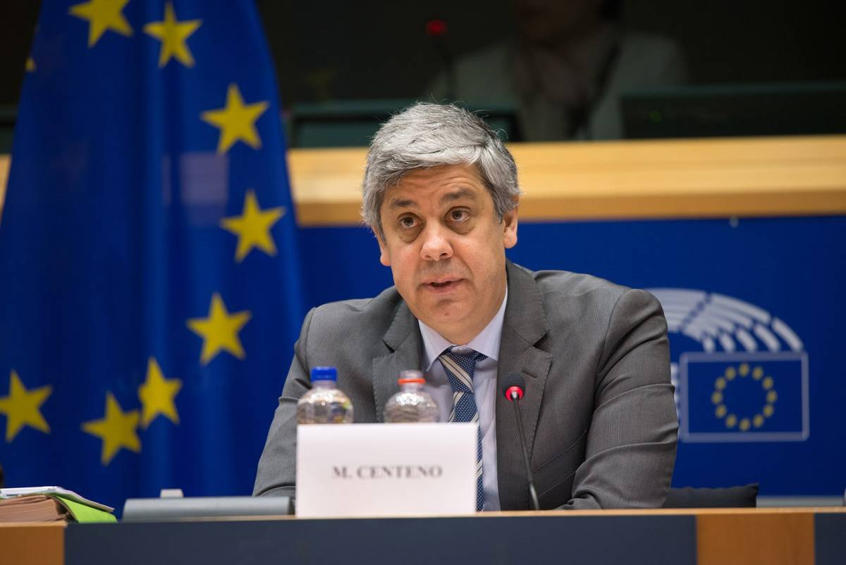 Σεντένο: Τα ελληνικά ομόλογα έχουν καταστεί πιο ασφαλή