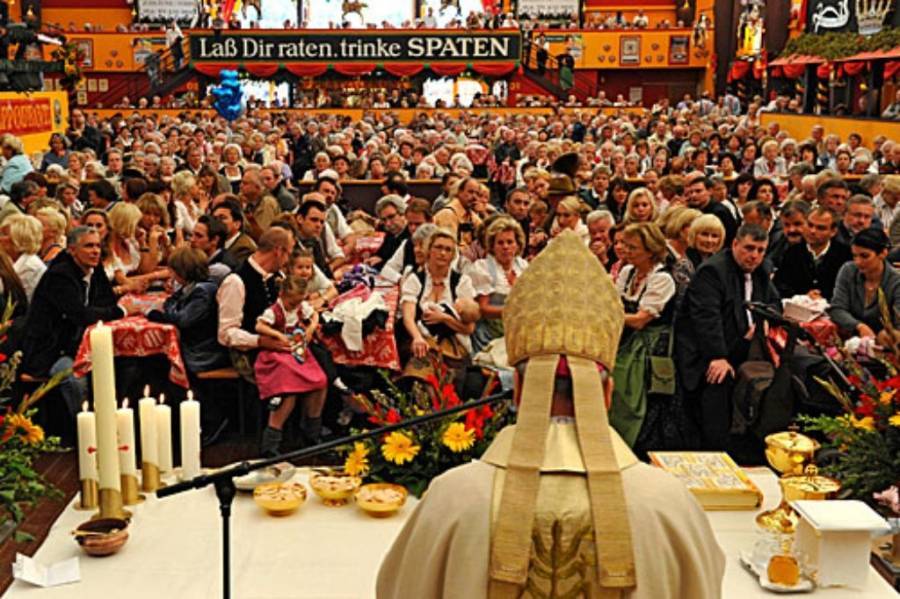 Γερμανία: Αναβλήθηκε το Oktoberfest λόγω του κορονοϊού