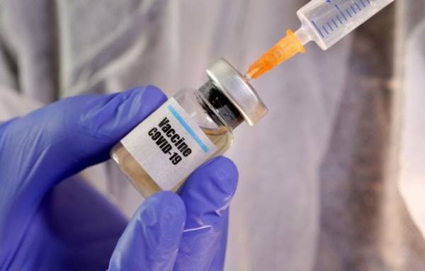 Το Βιετνάμ αγοράζει το ρωσικό εμβόλιο κατά του Covid-19