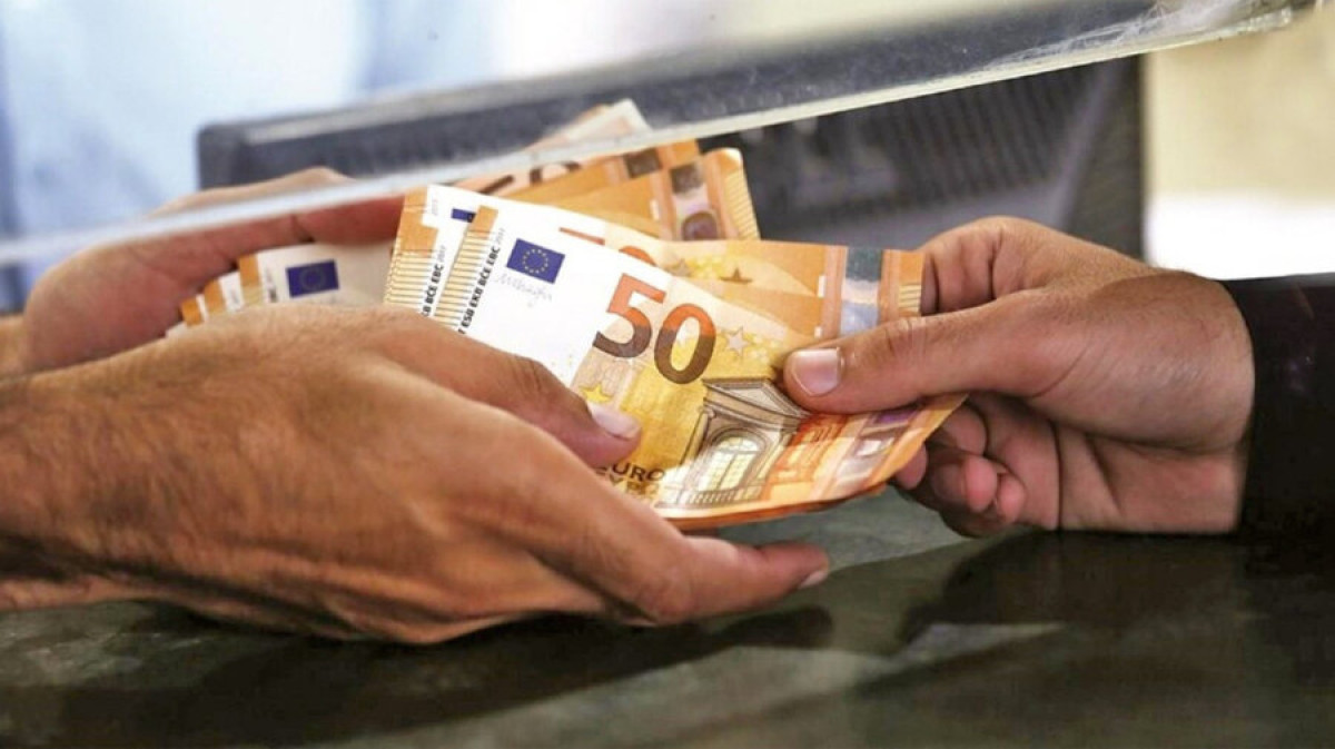 Ξεκινά η καταβολή επιδομάτων ανεργίας και δώρου Χριστουγέννων