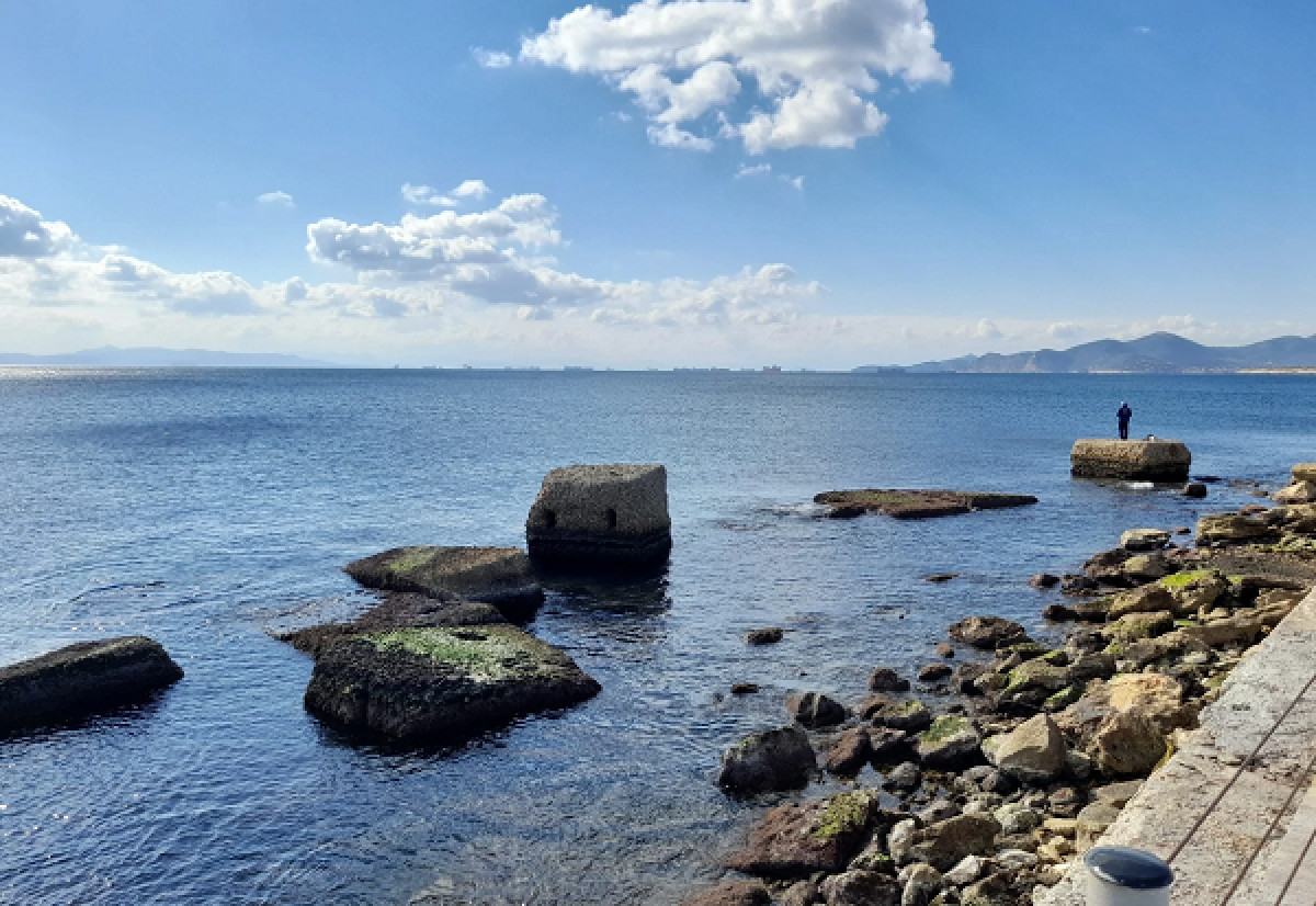Πάμε μια βόλτα στη Δραπετσώνα; Ανακαλύπτουμε την συνοικία μέσα από τα πιο γραφικά και “μερακλίδικα” στέκια της