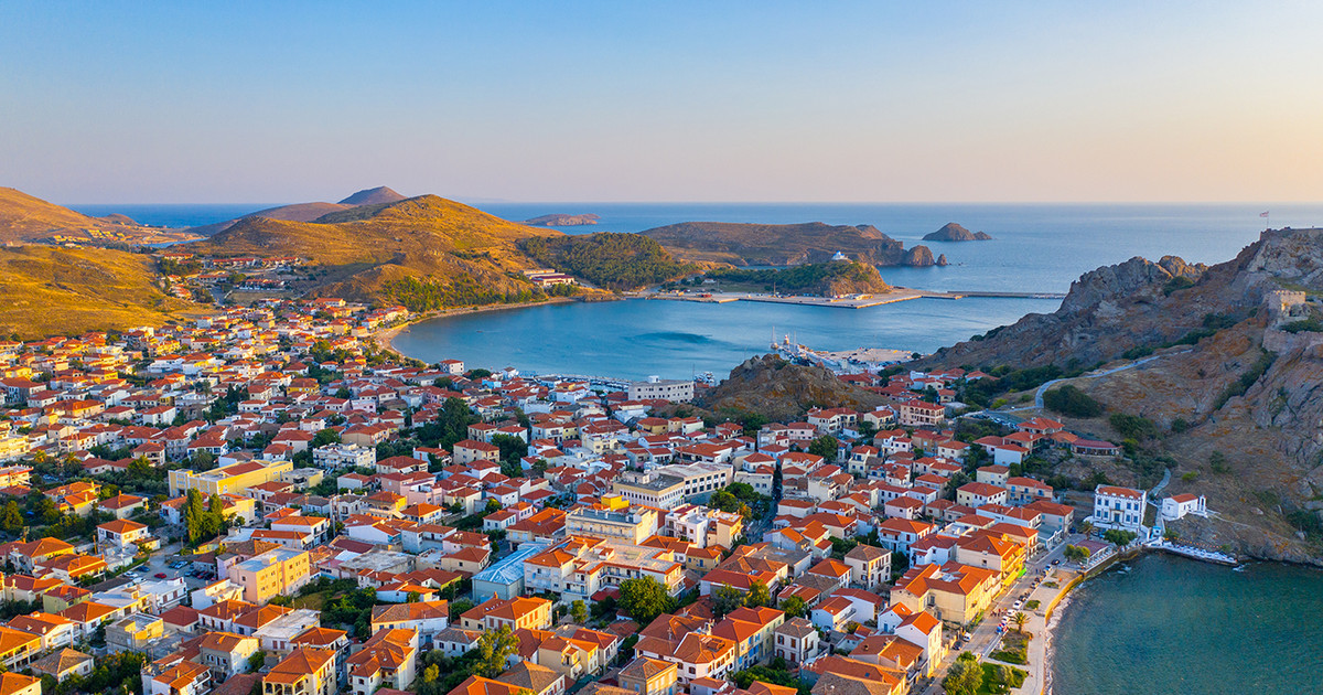 Επεκτείνεται σε άλλα πέντε νησιά η βίζα εξπρές σε Τούρκους