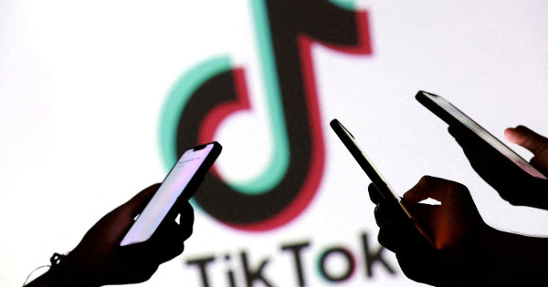 Reuters Institute: Μέσω TikTok η ενημέρωση των νέων Ελλήνων – Καταρρέει η εμπιστοσύνη στα παραδοσιακά ΜΜΕ