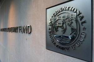 ΔΝΤ: Ανάγκη πρόσθετων μέτρων γιατί η ανάκαμψη παραμένει εύθραυστη