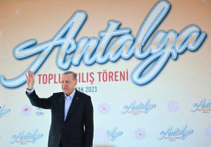 Νέα πυρά Ερντογάν για το Αιγαίο με «άρωμα» εκλογών