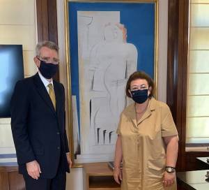 Επαφές της υπουργού Πολιτισμού με τον πρέσβη των ΗΠΑ