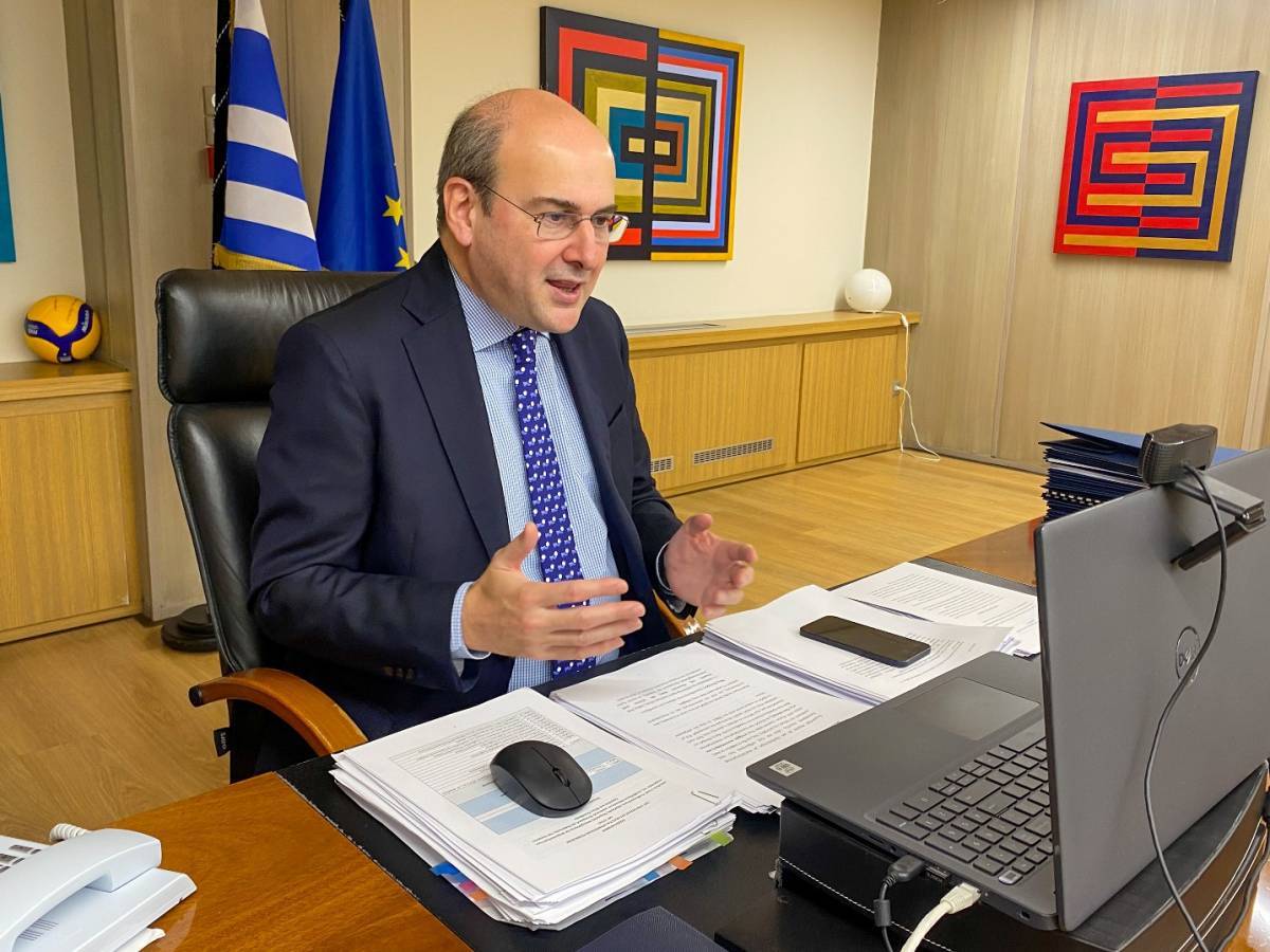 Εκδόθηκαν οι πρώτες συντάξεις από πιστοποιημένους λογιστές και δικηγόρους