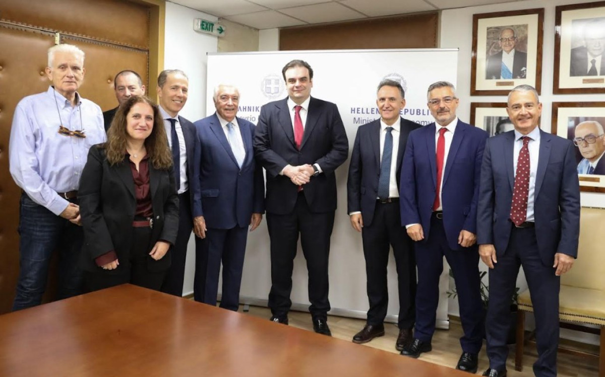 Συνάντηση ΕΑΣΕ - Πιερρακάκη: Ενίσχυση της συνεργασίας δημόσιου και ιδιωτικού τομέα