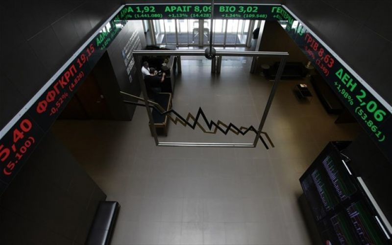 Κινητικότητα στο μεσαίο χώρο και στον Mid Cap