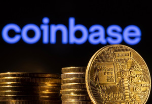 «Ψαλίδι» της Coinbase σε σχεδόν 1.000 θέσεις εργασίας