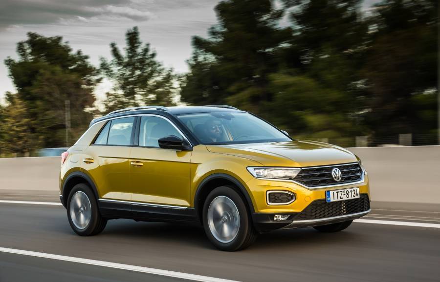 Γκαζώνει σε πωλήσεις το VW T-Roc