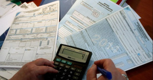 Φορολογικές δηλώσεις 2025: Ποιοι πολίτες θα δουν φοροελαφρύνσεις