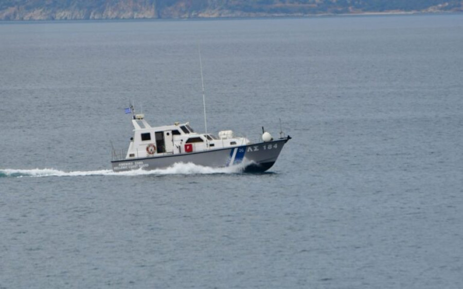 Ιστιοφόρο με μετανάστες εξέπεμψε σήμα κινδύνου ανοιχτά της Πρέβεζας