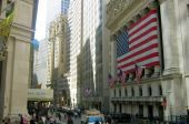 Με το βλέμμα στα εταιρικά αποτελέσματα η Wall Street